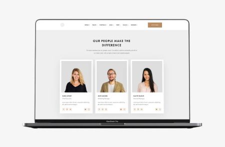 ноутбук з відкритою веб-сторінкою